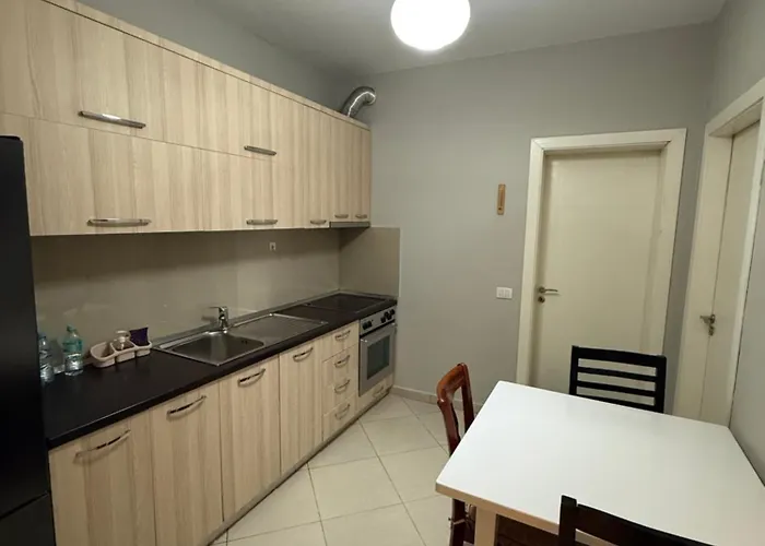 Ferit's Near Astir Appartement *