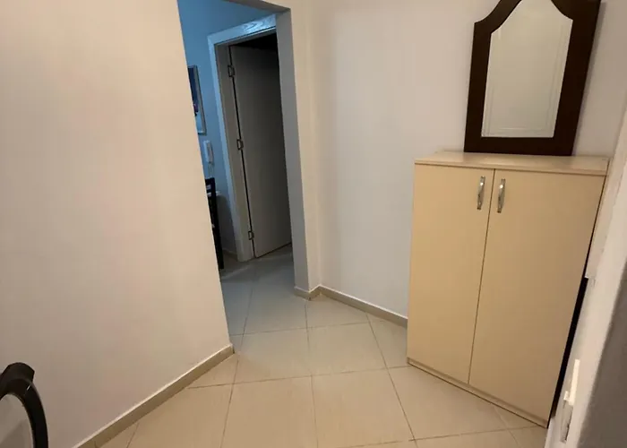 Ferit's Near Astir Appartement