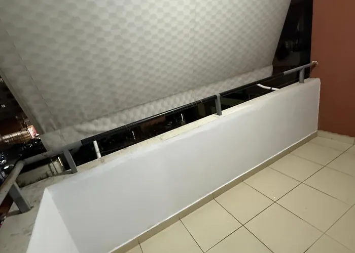 Ferit's Near Astir Appartement *